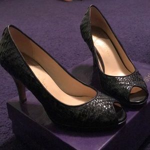 Cole Haan Heels Size 7